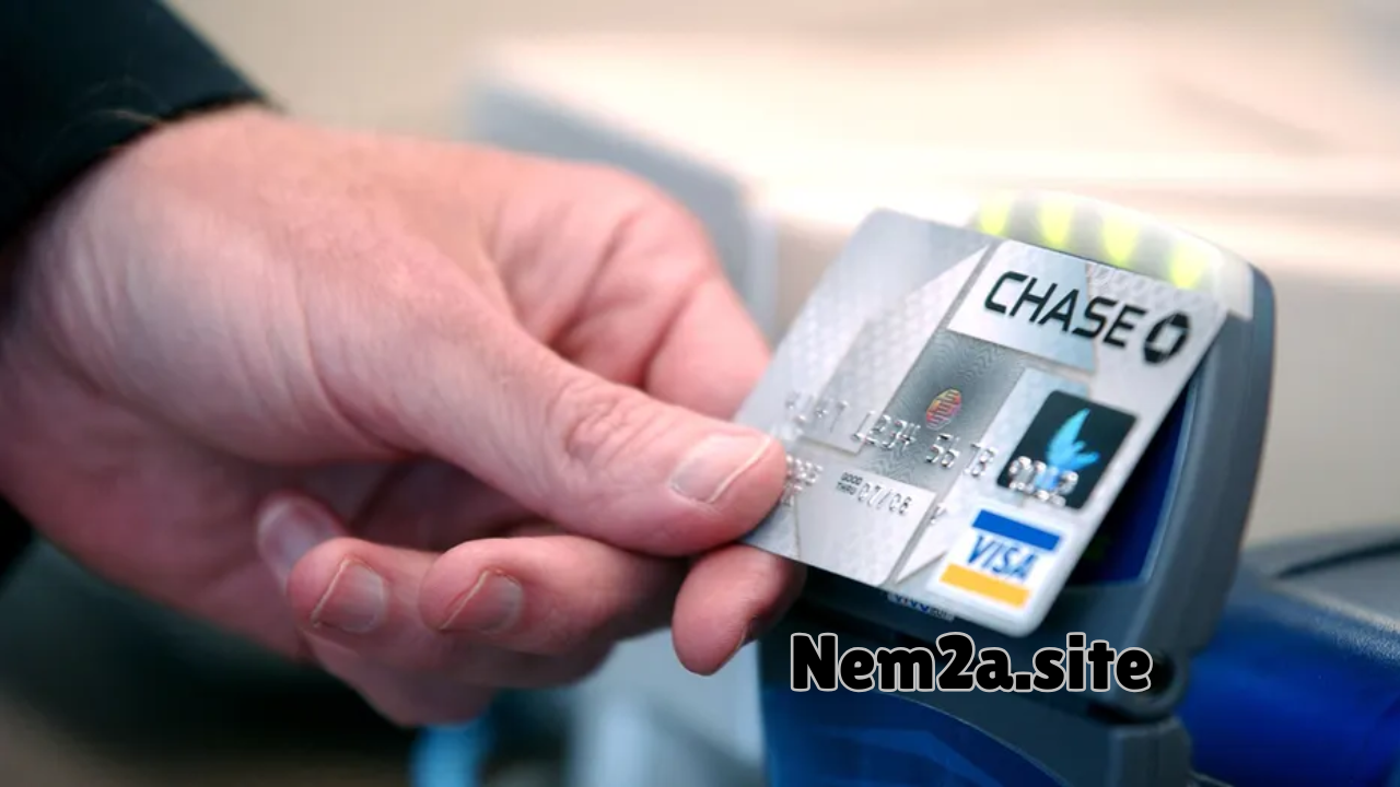 How to Use a Credit Card Wisely Without Paying Extra Interest